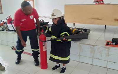 KORPU BOMBEIROS AILEU HALO SIMULASAUN BA ESTUDANTE HUSI ESKOLA CAFE AILEU